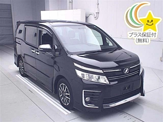 TOYOTA VOXY 2015