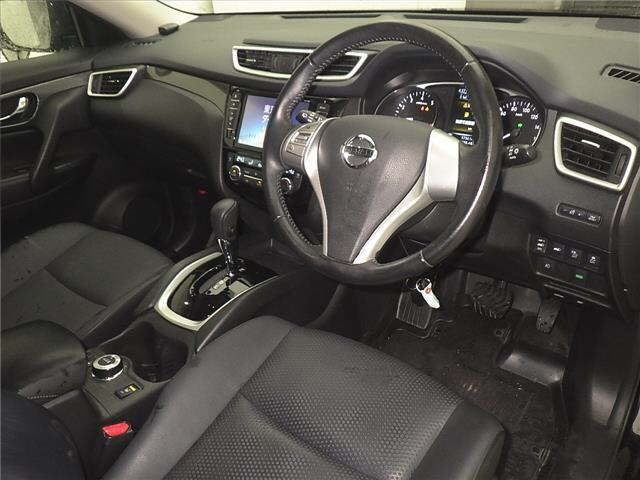 NISSAN X-TRAIL 2017