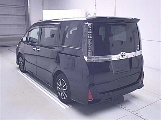 TOYOTA VOXY 2015