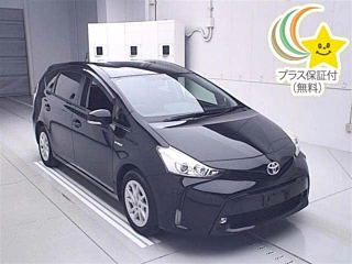 TOYOTA PRIUS ALPHA 2015