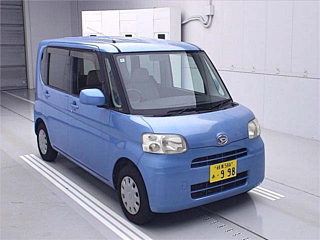 DAIHATSU TANTO 2008