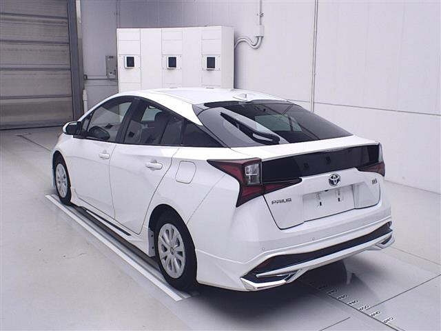 TOYOTA PRIUS 2022