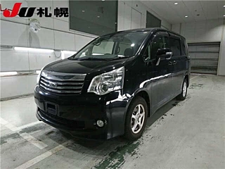 TOYOTA NOAH 2012