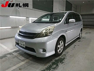 TOYOTA ISIS 2011