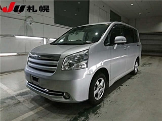 TOYOTA NOAH 2008