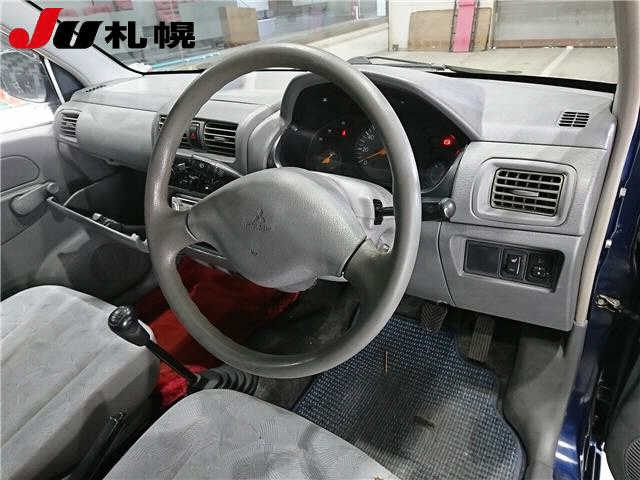 MITSUBISHI MINICA 2009