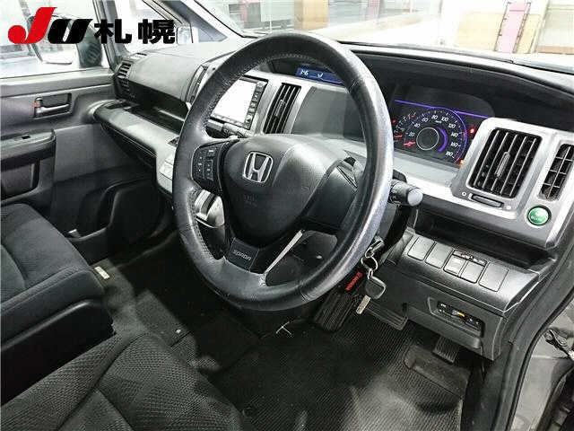 HONDA STEP WAGON 2010