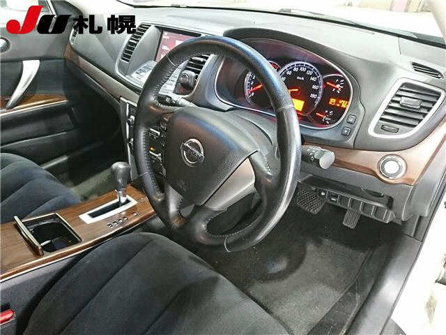 NISSAN TEANA 2011