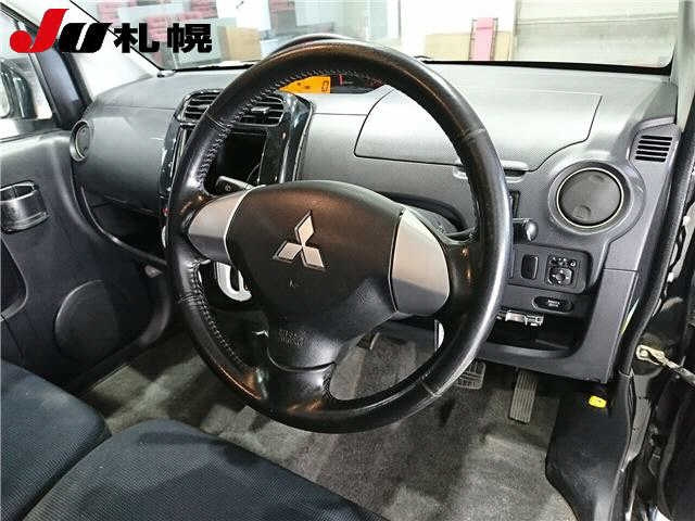 MITSUBISHI EK SPORTS 2010