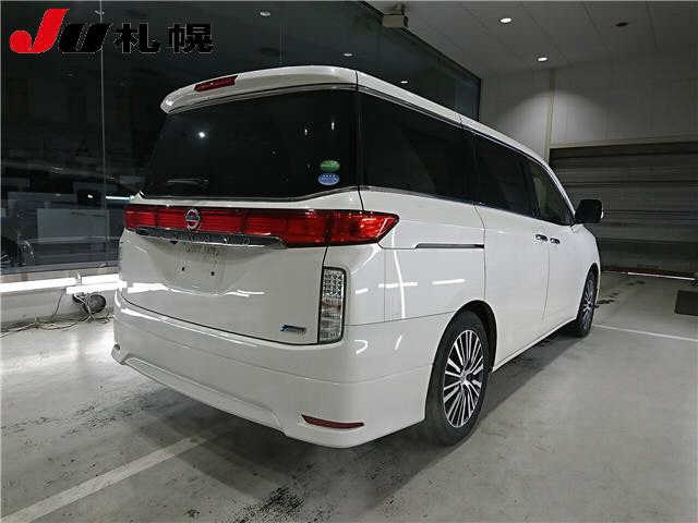 NISSAN ELGRAND 2012