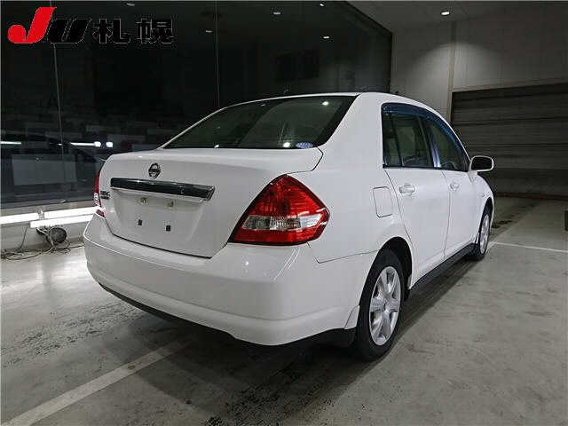 NISSAN TIIDA LATIO 2012