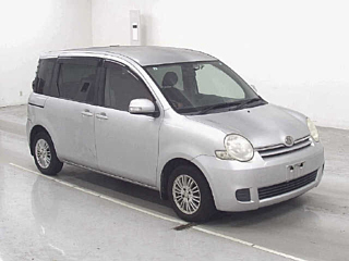 TOYOTA SIENTA 2009