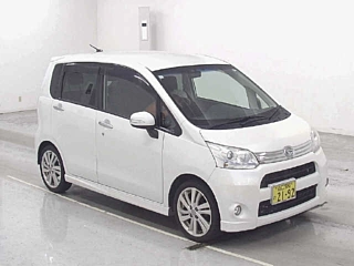 DAIHATSU MOVE 2011