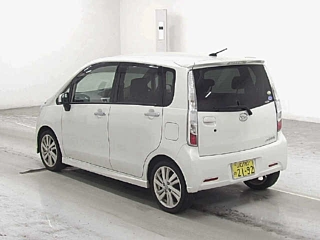DAIHATSU MOVE 2011