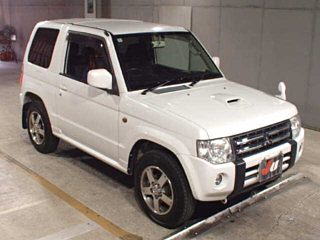 MITSUBISHI PAJERO MINI 2011