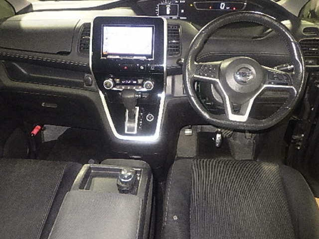 NISSAN SERENA 2017
