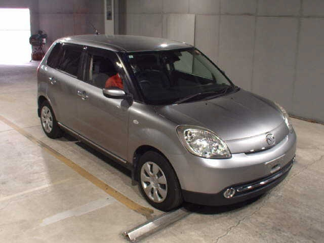 MAZDA VERISA 2012