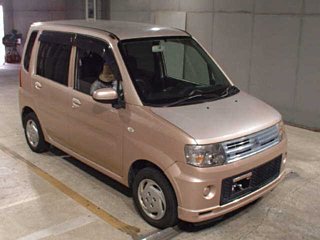 MITSUBISHI TOPPO 2010