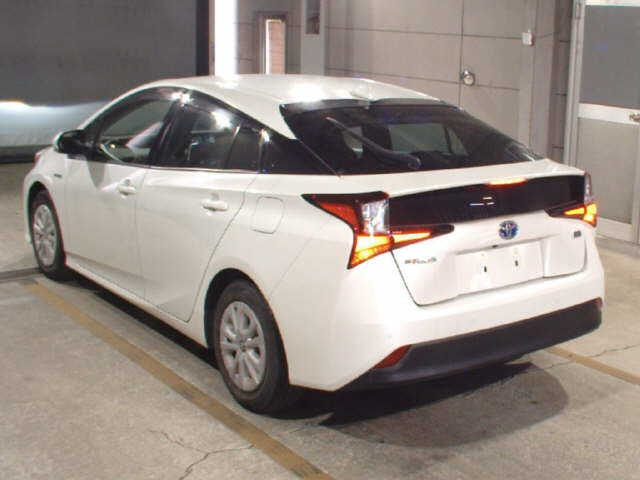 TOYOTA PRIUS 2020