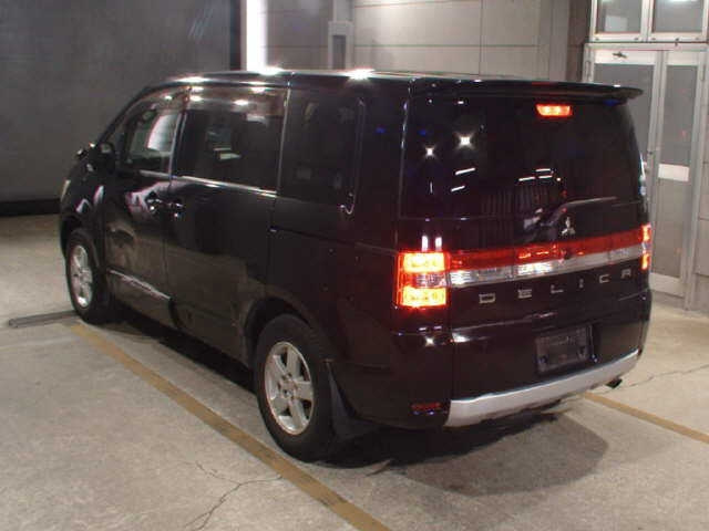 MITSUBISHI DELICA D5 2012