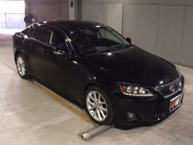LEXUS IS 2010