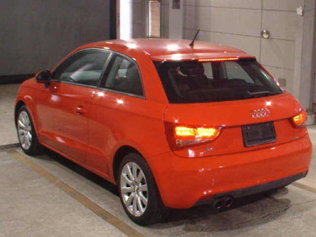 AUDI A1 2011