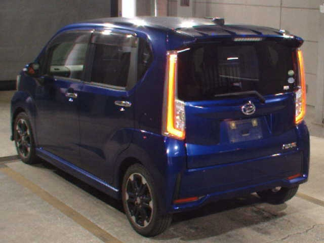 DAIHATSU MOVE 2015