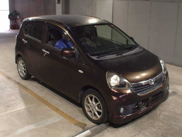 DAIHATSU MIRA E S 2014