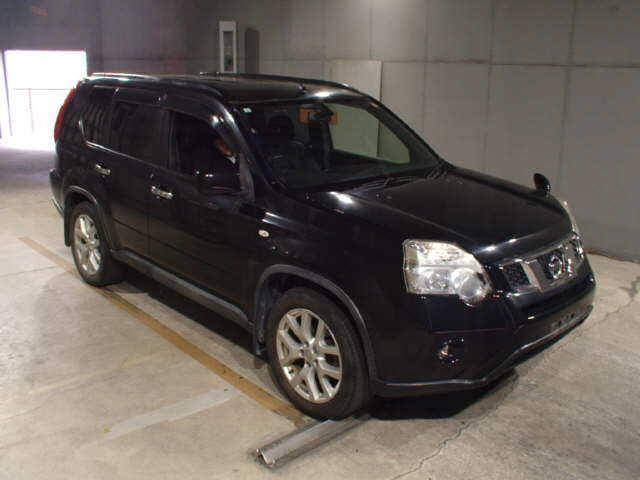 NISSAN X-TRAIL 2013