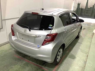 TOYOTA VITZ 2016