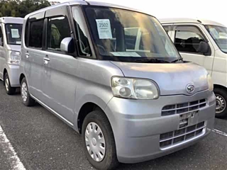 DAIHATSU TANTO 2010
