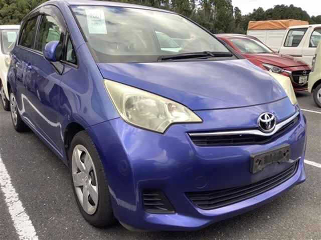 TOYOTA RACTIS 2011