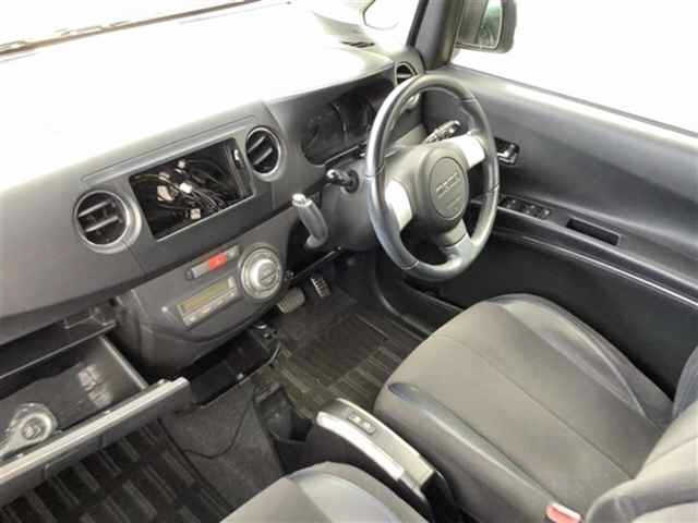 DAIHATSU TANTO EXE 2010