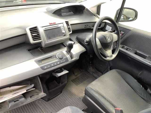 HONDA FREED 2013
