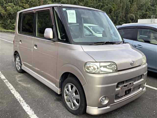 DAIHATSU TANTO 2007