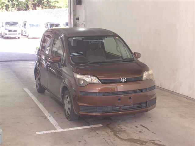 TOYOTA SPADE 2013