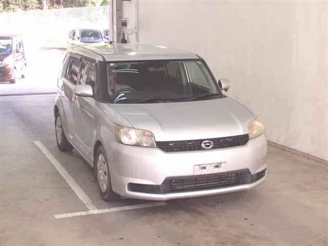 TOYOTA COROLLA RUMION 2010