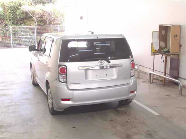 TOYOTA COROLLA RUMION 2010