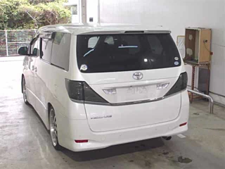 TOYOTA VELLFIRE 2008