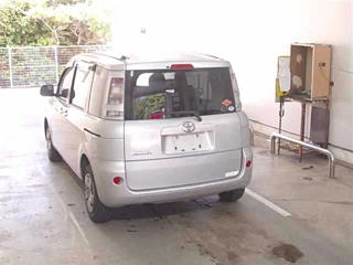 TOYOTA SIENTA 2011