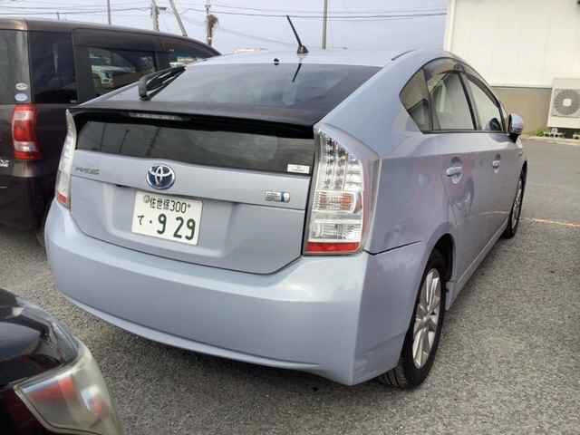 TOYOTA PRIUS 2011