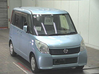 NISSAN ROOX 2012