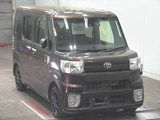 TOYOTA PIXIS MEGA 2016