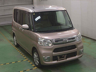 DAIHATSU TANTO 2014