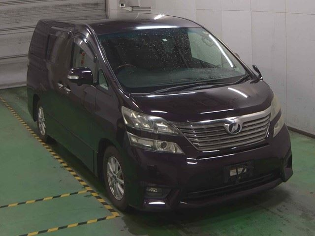 TOYOTA VELLFIRE 2010