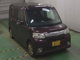 DAIHATSU TANTO 2012