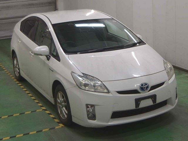 TOYOTA PRIUS 2010