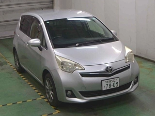 TOYOTA RACTIS 2013