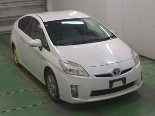 TOYOTA PRIUS 2011