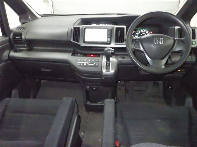 HONDA STEP WAGON 2009